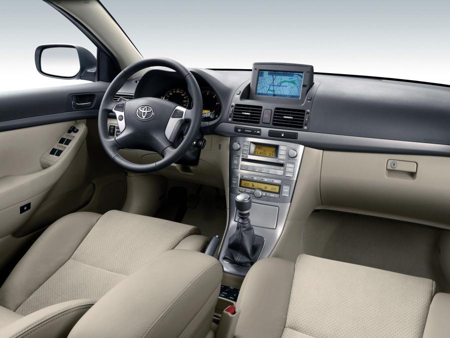  Toyota Avensis Sedan 2006 года  (фото 3 из 113)